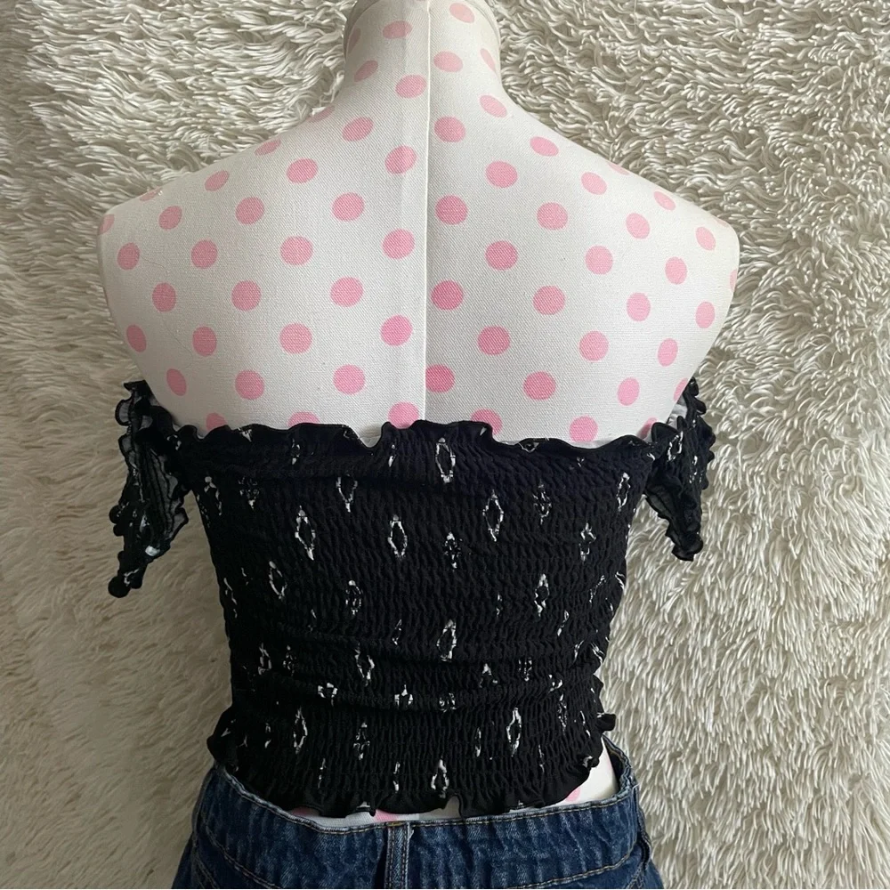 Off Shoulder Ruched top - Picture 2 of 4